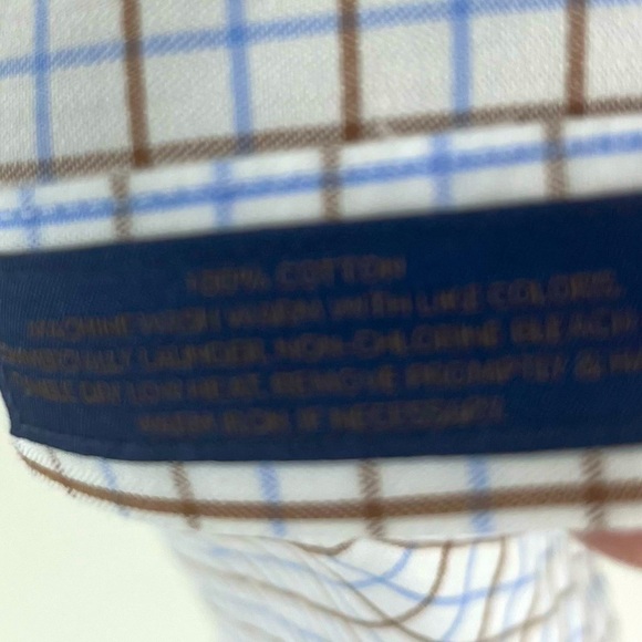 NWT David Donahue Longsleeve Button Down Shirt. - Picture 5 of 9